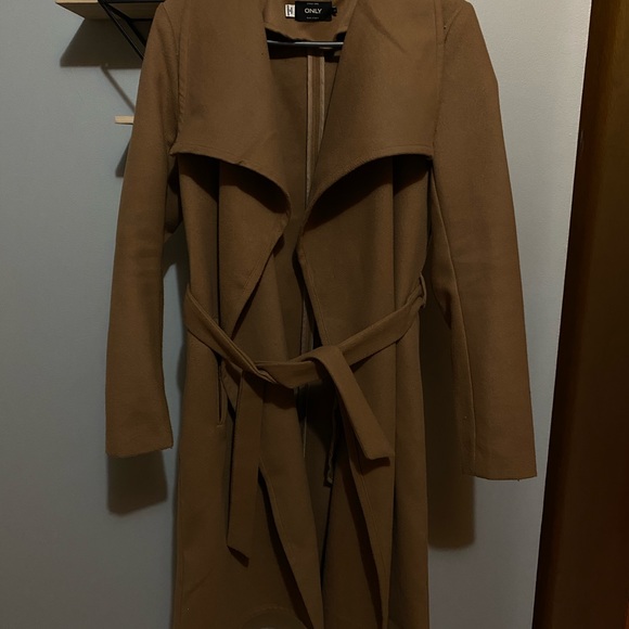 Brown coach, like new - Picture 1 of 3